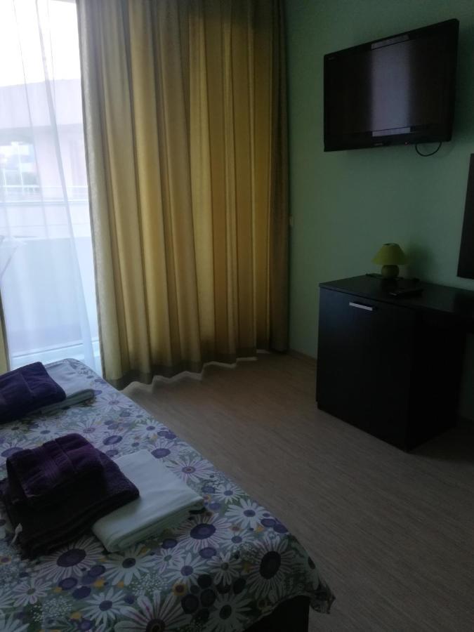 Apartments Victoria 크레네보 외부 사진